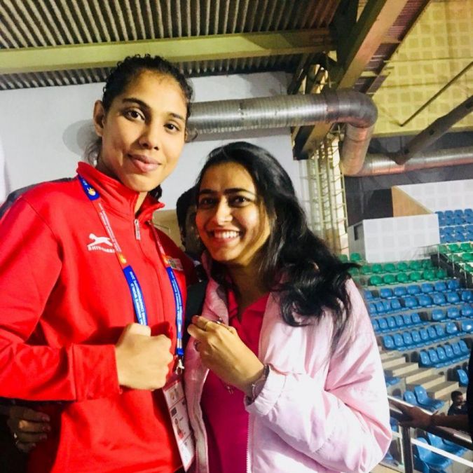 Manisha-MoumInternational-Boxer